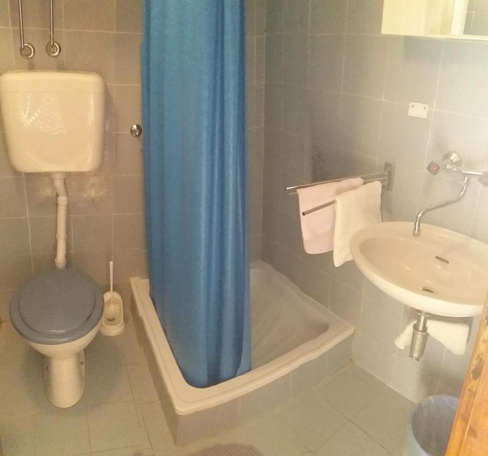 Apartment Ante *